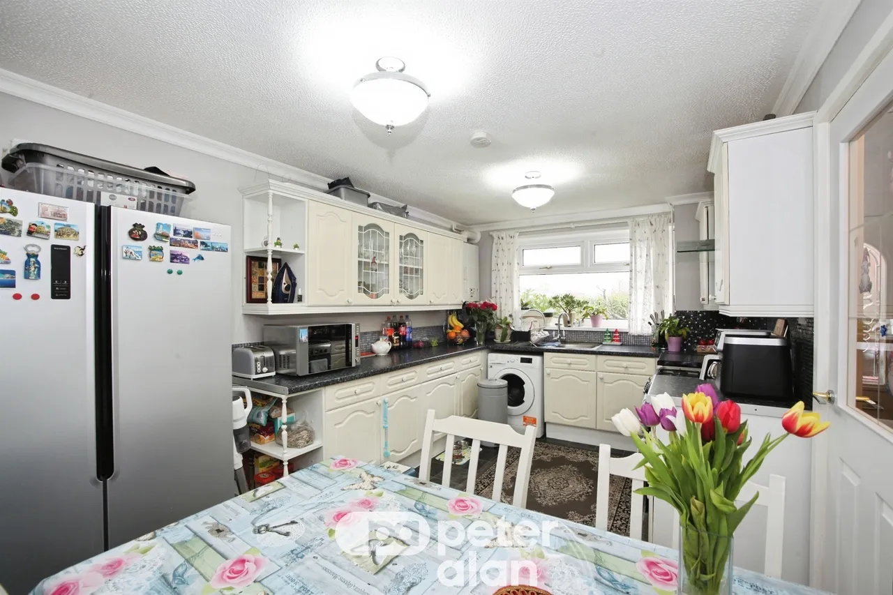 Monnow Court Cwmbran, NP44, photo 5