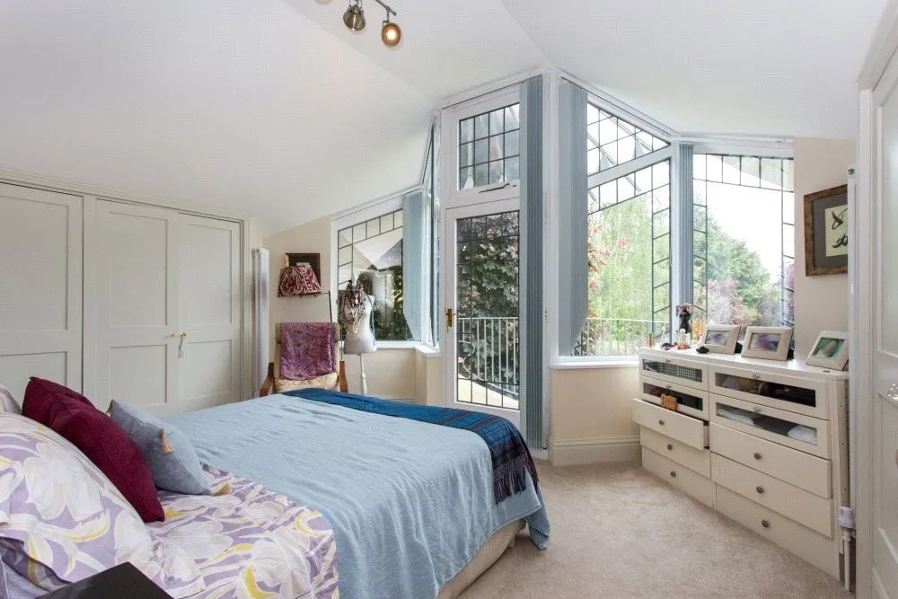 Oval Way, Gerrards Cross, Buckinghamshire, SL9 8PY, photo 5