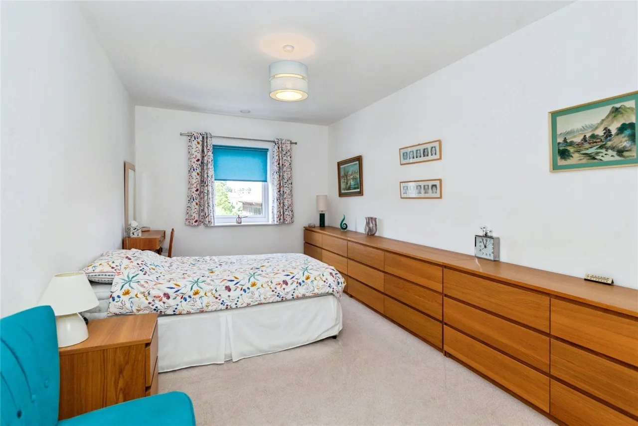 Bridge Avenue, Maidenhead, SL6, photo 13