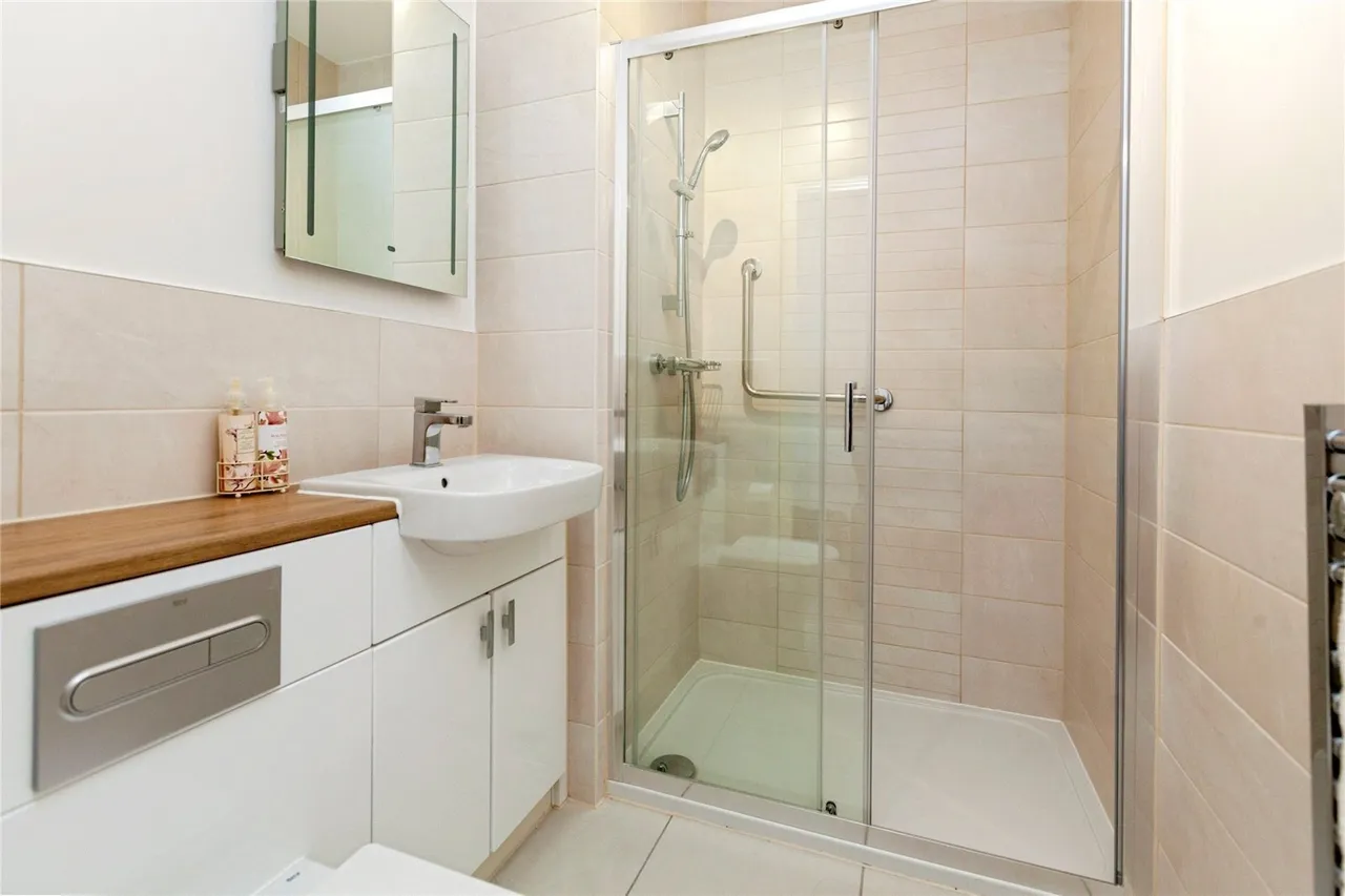 Bridge Avenue, Maidenhead, SL6, photo 9
