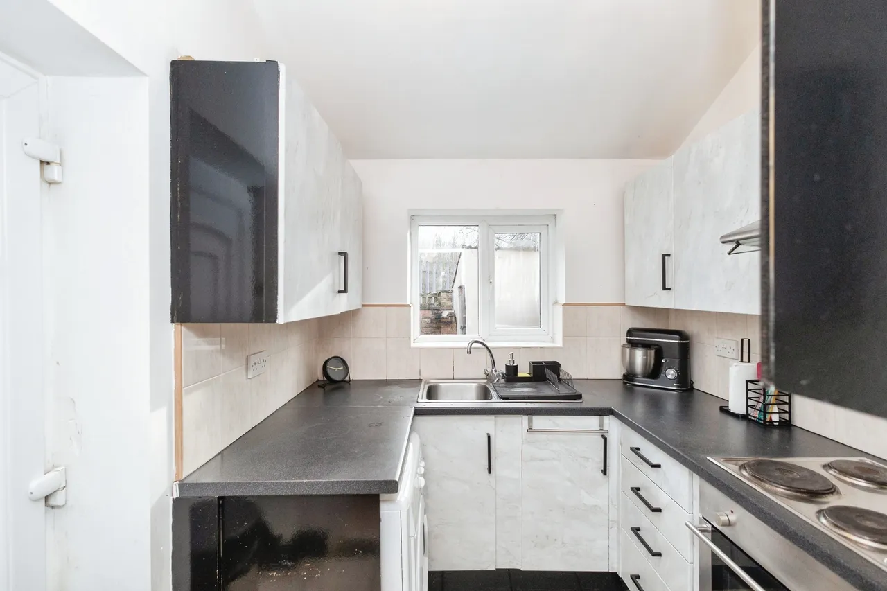 Anglesey Road, ASHTON-UNDER-LYNE, Lancashire, OL7, photo 8