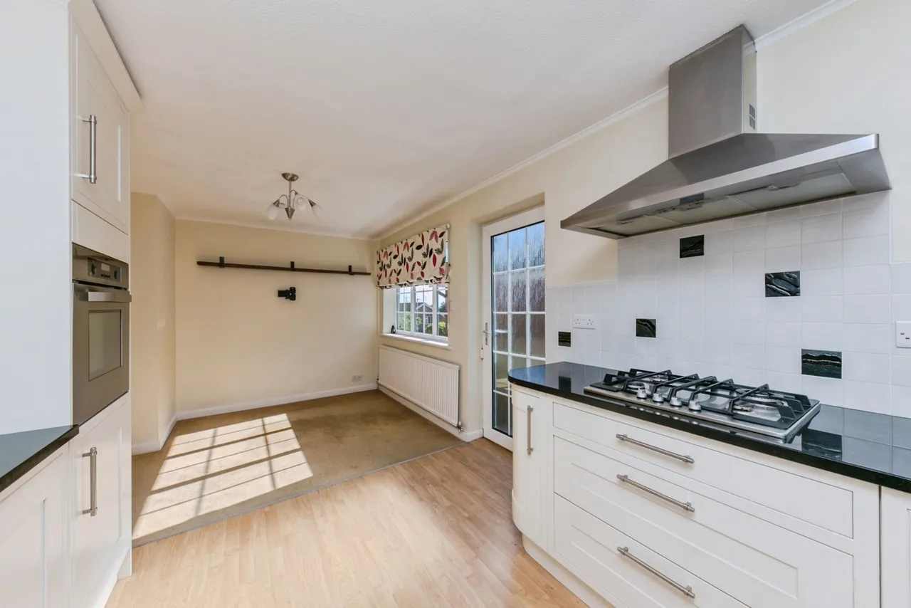 Fowey Close, Cheshire, SK10, photo 11