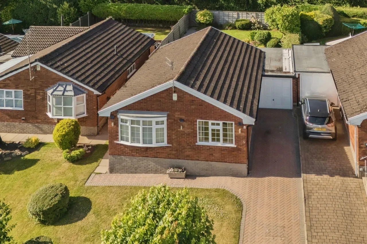Fowey Close, Cheshire, SK10, photo 15