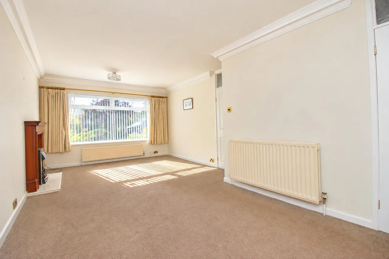 Dronfield Close, Waldridge Park Estate, DH2, photo 2
