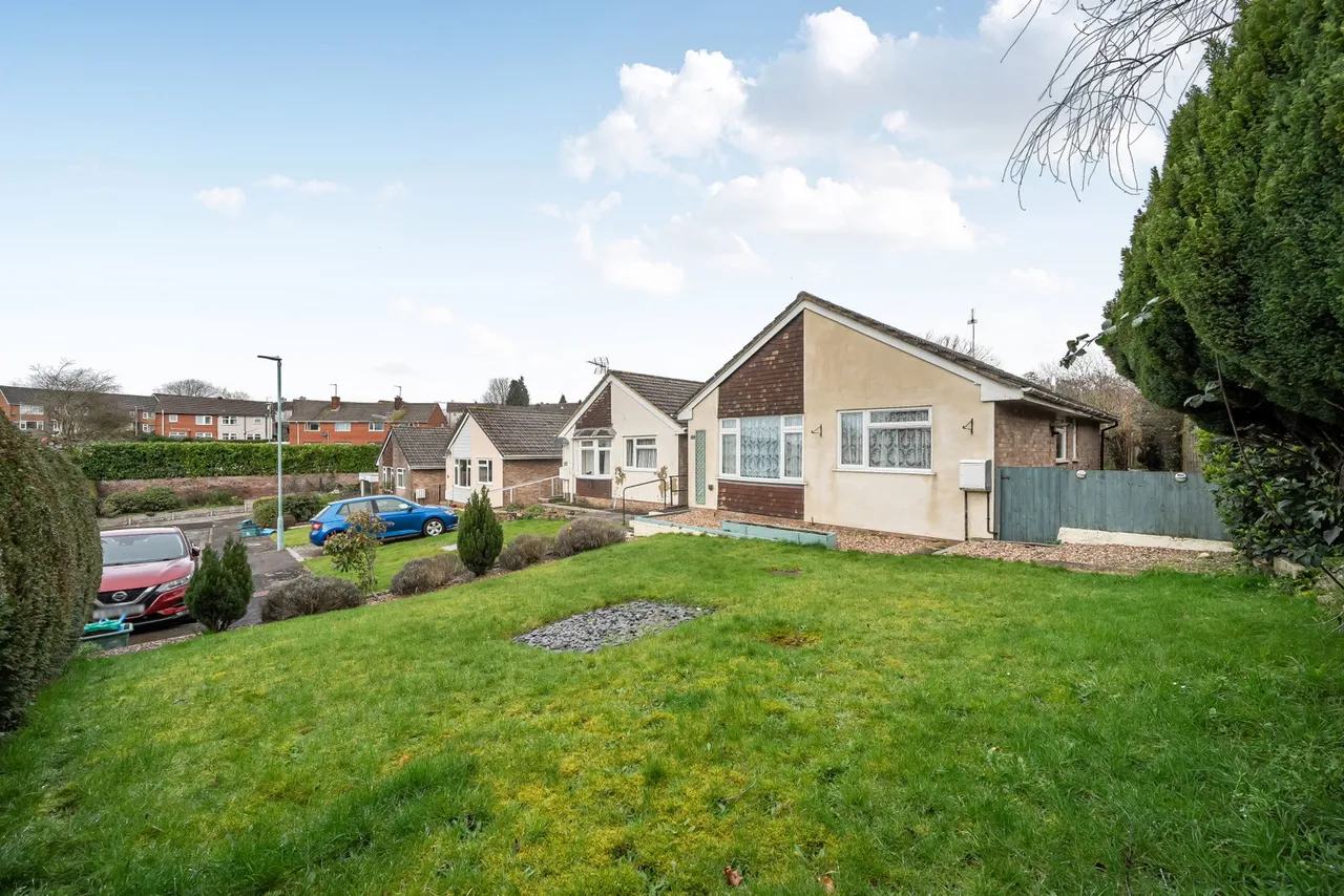 Lakeside Avenue, Lydney, GL15, photo 17