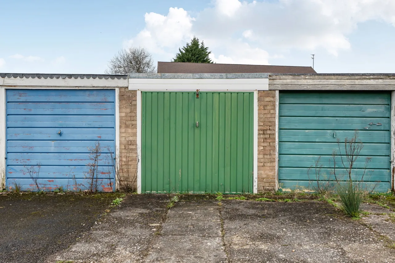 Lakeside Avenue, Lydney, GL15, photo 11