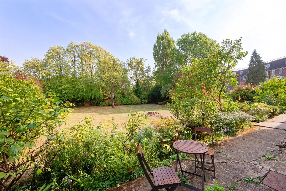 Mapesbury Road, London, NW6, photo 11
