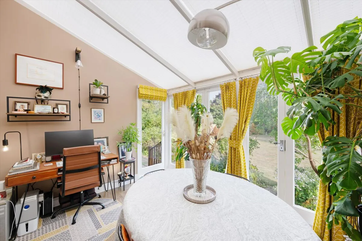 Mapesbury Road, London, NW6, photo 10