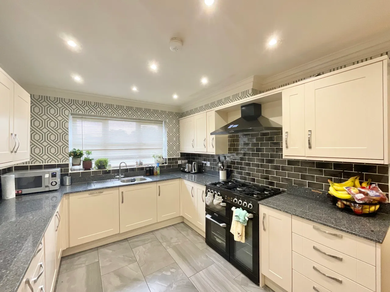 Dean Brook Drive, Bignall End, ST7, photo 3