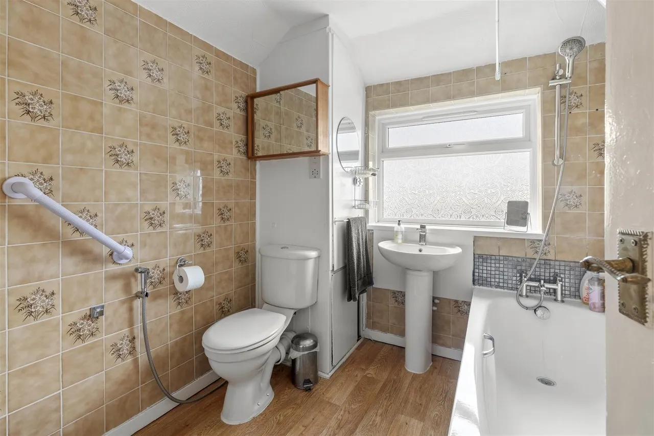 Walton Drive, High Wycombe, HP13, photo 14