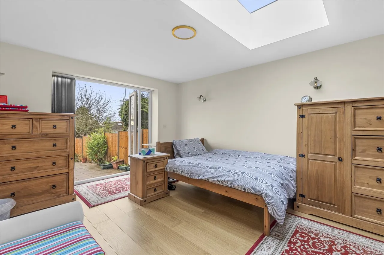 Walton Drive, High Wycombe, HP13, photo 4