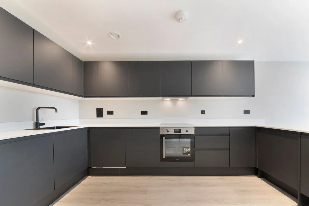 1 bed flat to rent, Dollis Hill Avenue, London, NW2