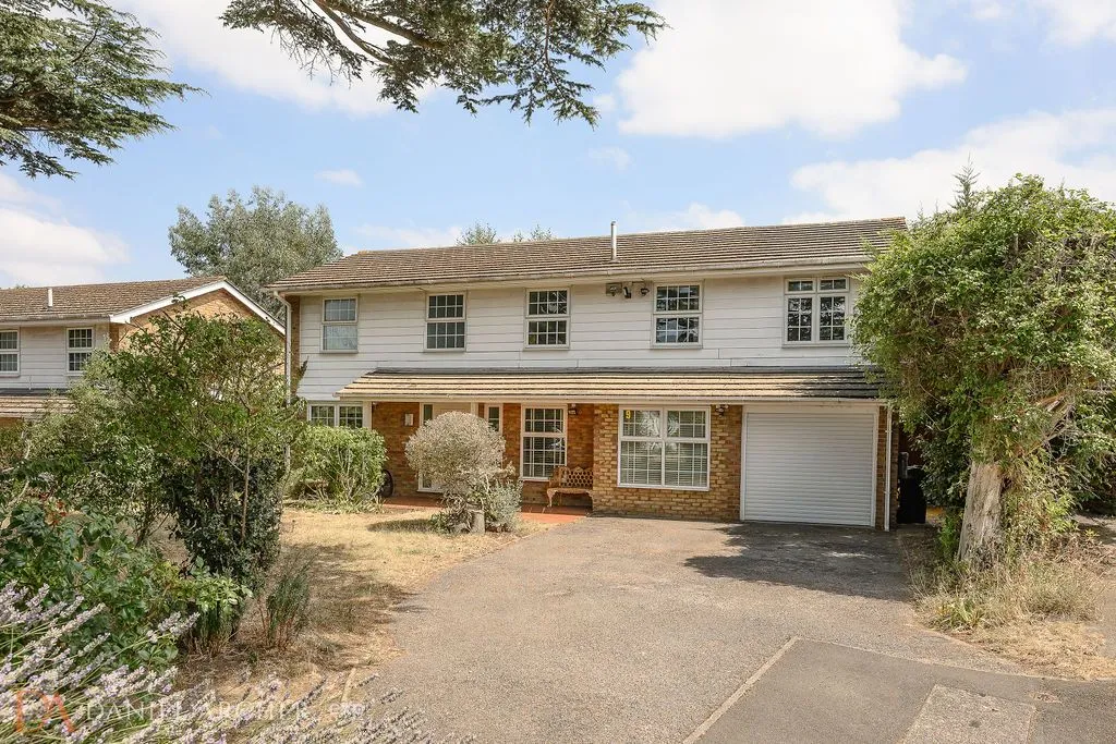 Peregrine Way, Wimbledon, SW19, photo 20