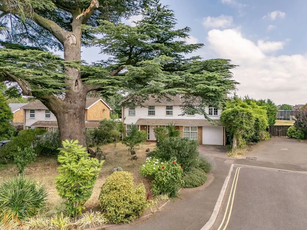 Peregrine Way, Wimbledon, SW19, photo 22