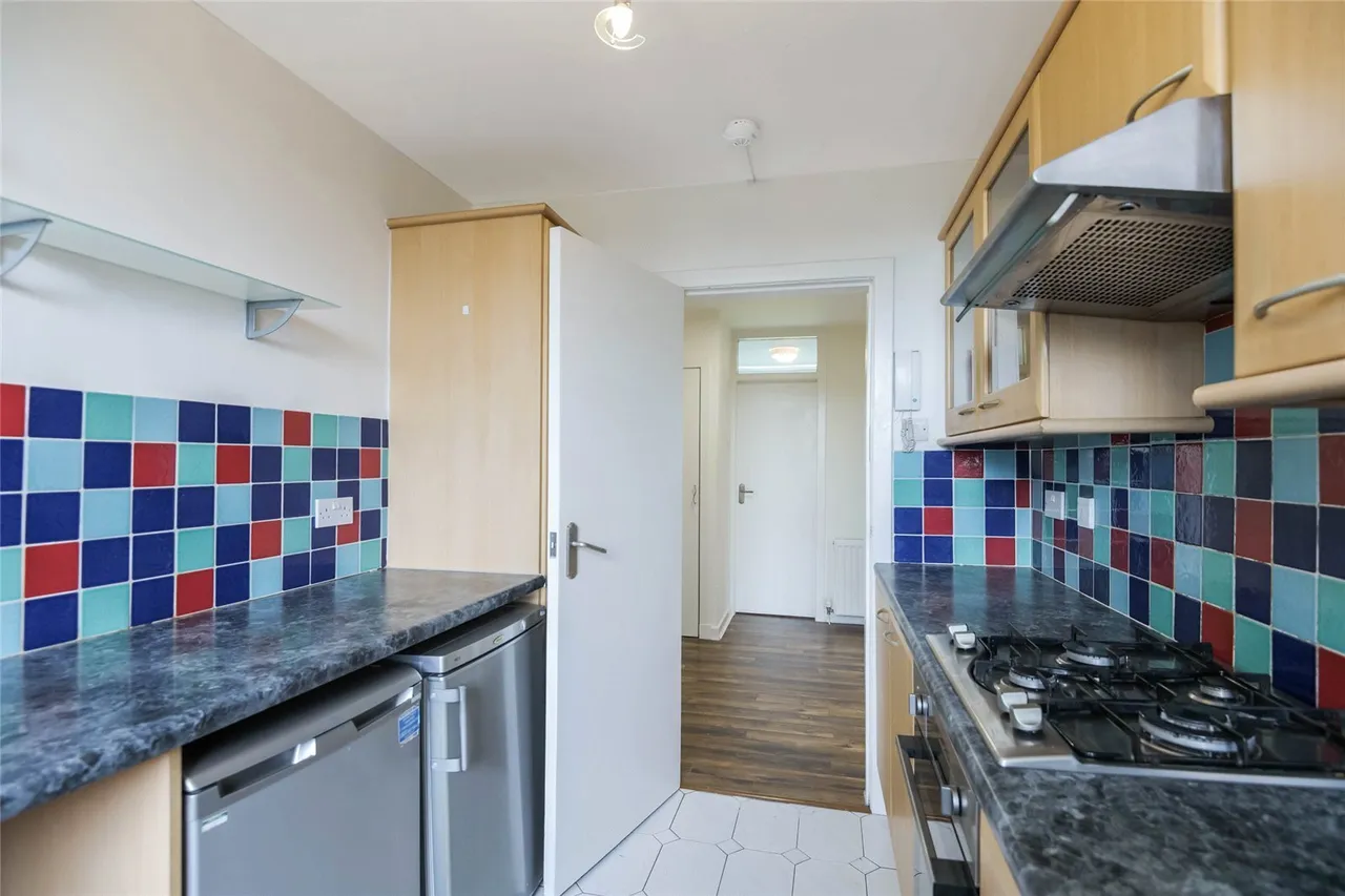 Sherbrooke Drive, Glasgow, Glasgow City, G41, photo 5