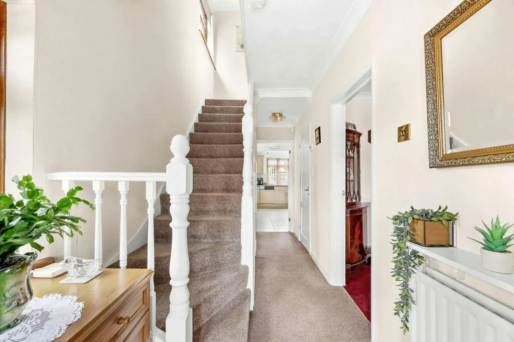 Dee Way, Romford, RM1, photo 10