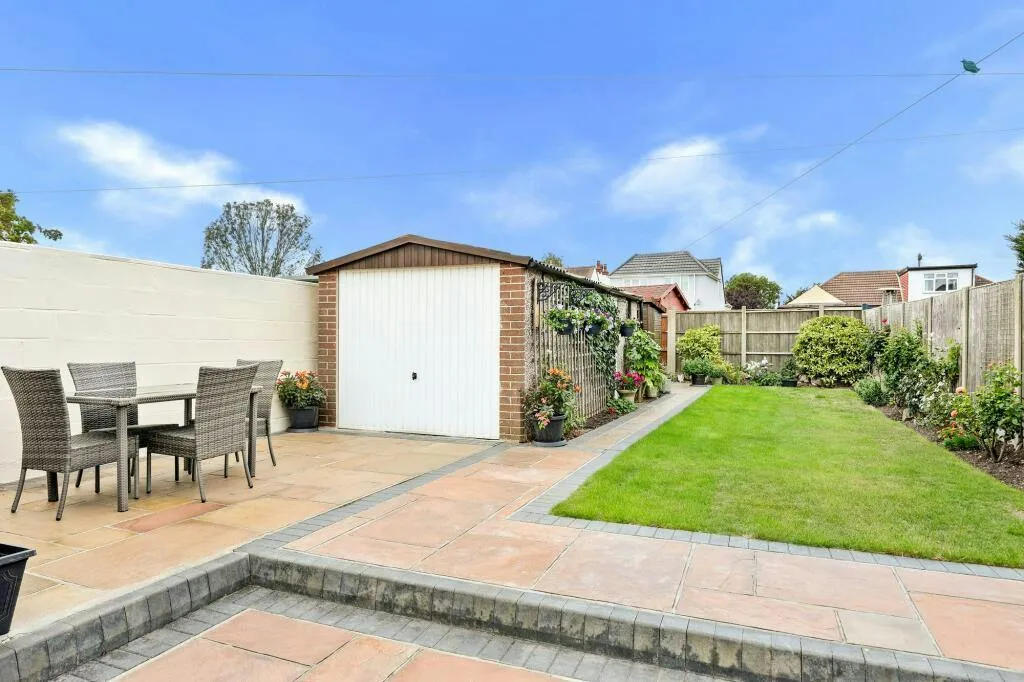 Dee Way, Romford, RM1, photo 17