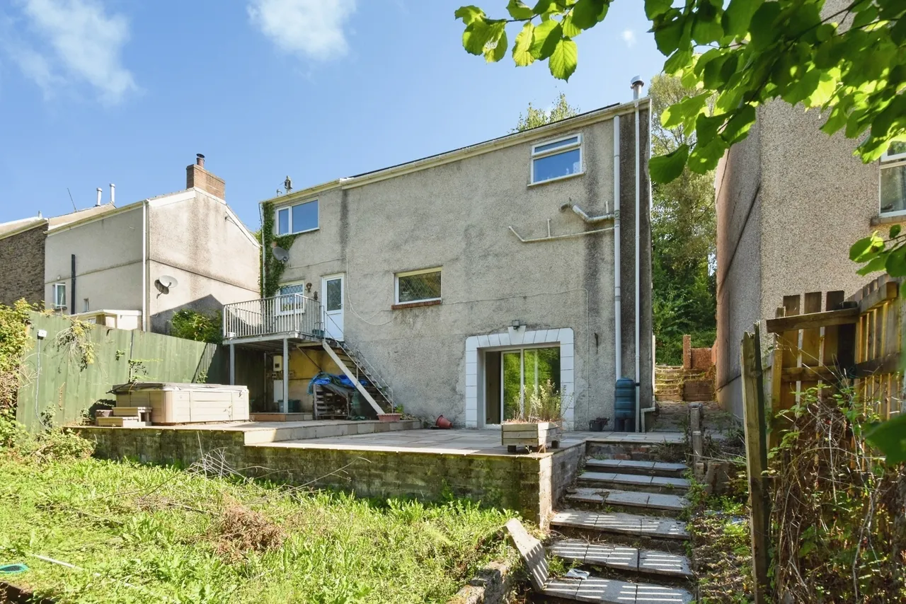 James Street, Pontardawe, SA8, photo 14
