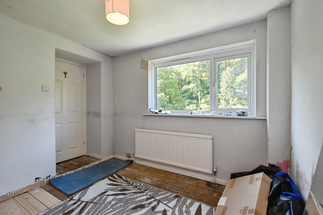James Street, Pontardawe, SA8, photo 13