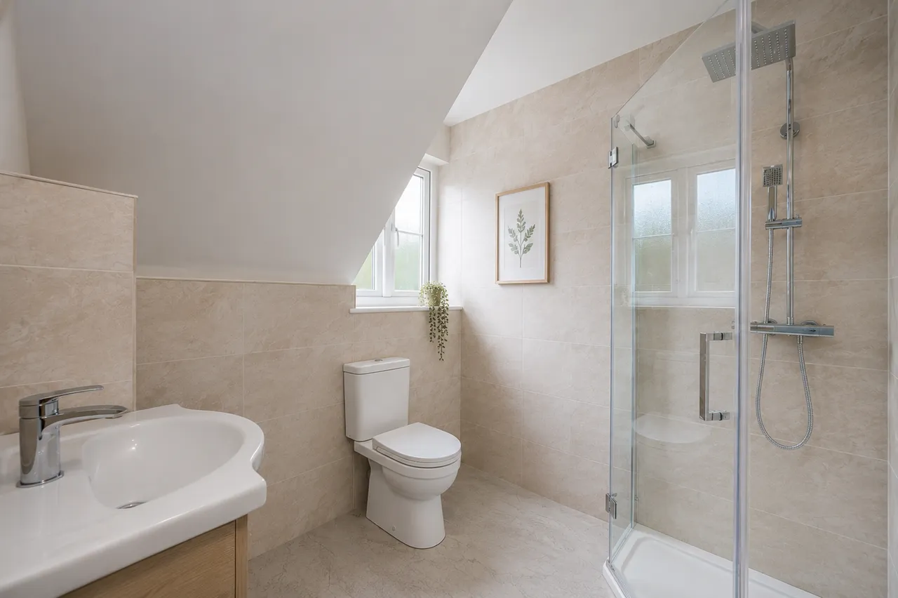 Forge Row, Gilwern, photo 7