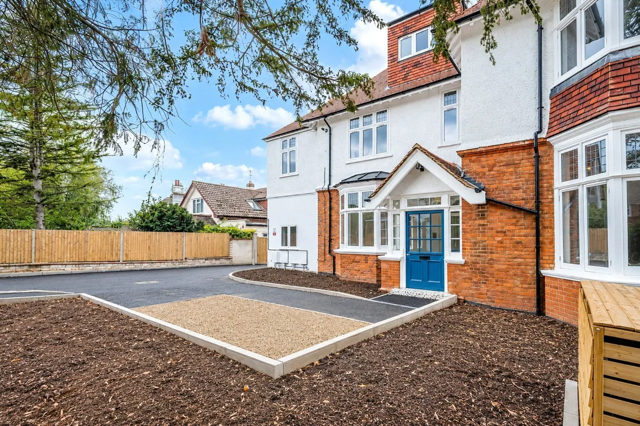 York Road, Cheam, SM2, photo 8