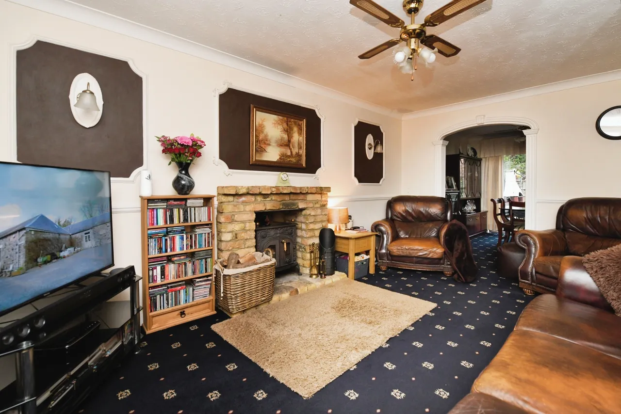 The Badgers, Langdon Hills, Basildon, Essex, SS16, photo 3
