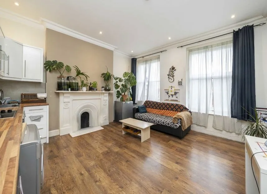 1 bed flat to rent — Uxbridge Road, Shepherds Bush, W12