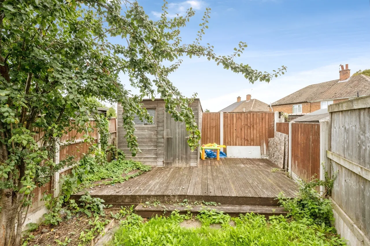 St. Marys Road, Edlington, DN12, photo 13