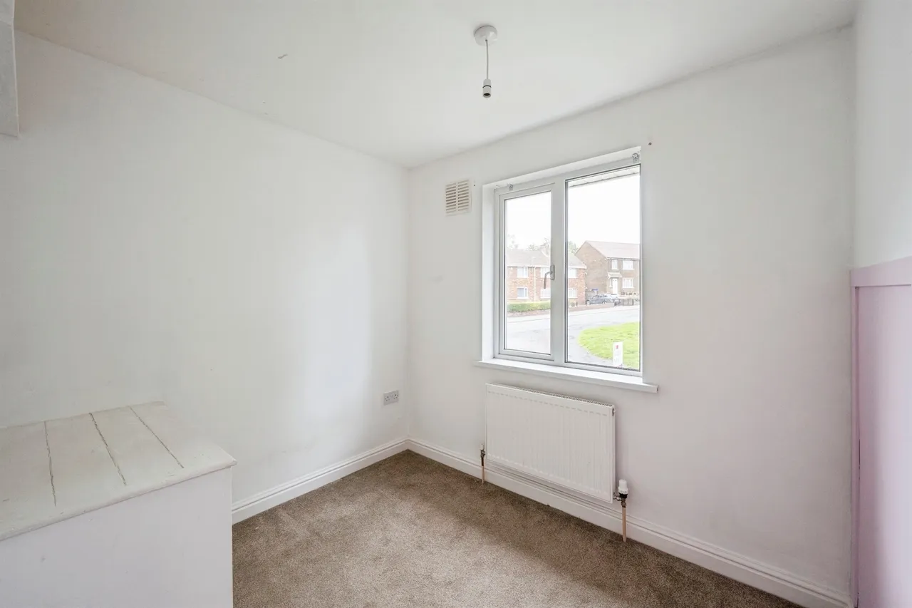 St. Marys Road, Edlington, DN12, photo 10