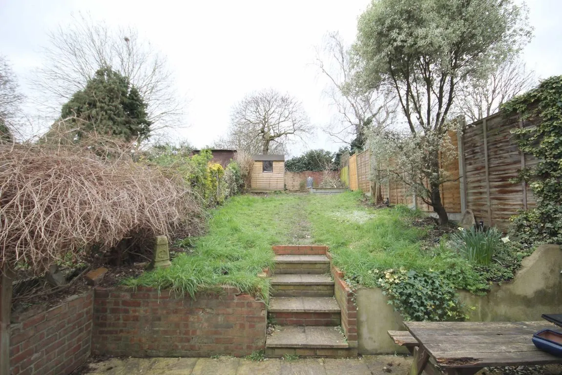 Townholm Crescent, W7, photo 5