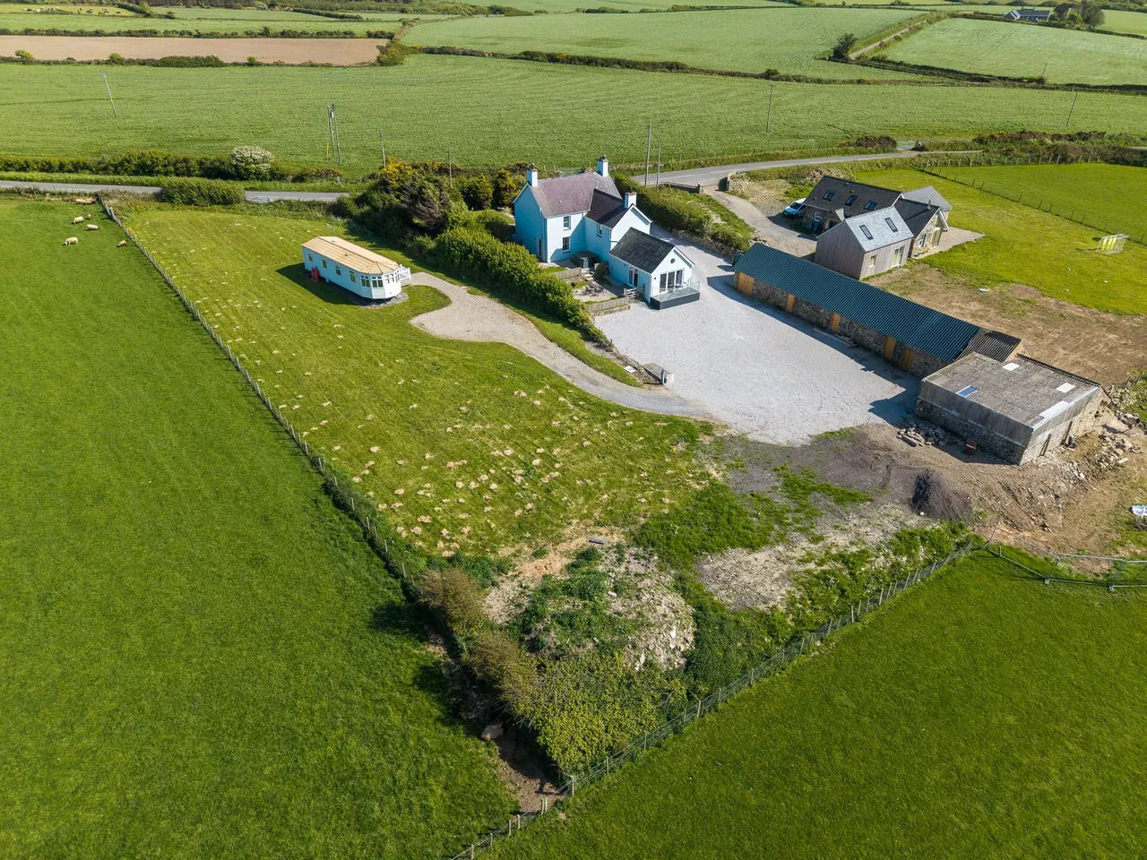 Congl Cae, Llangwnadl, LL53, photo 4