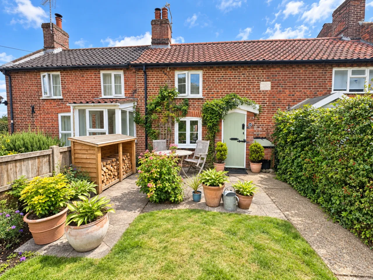 Station Road, Geldeston, photo 29