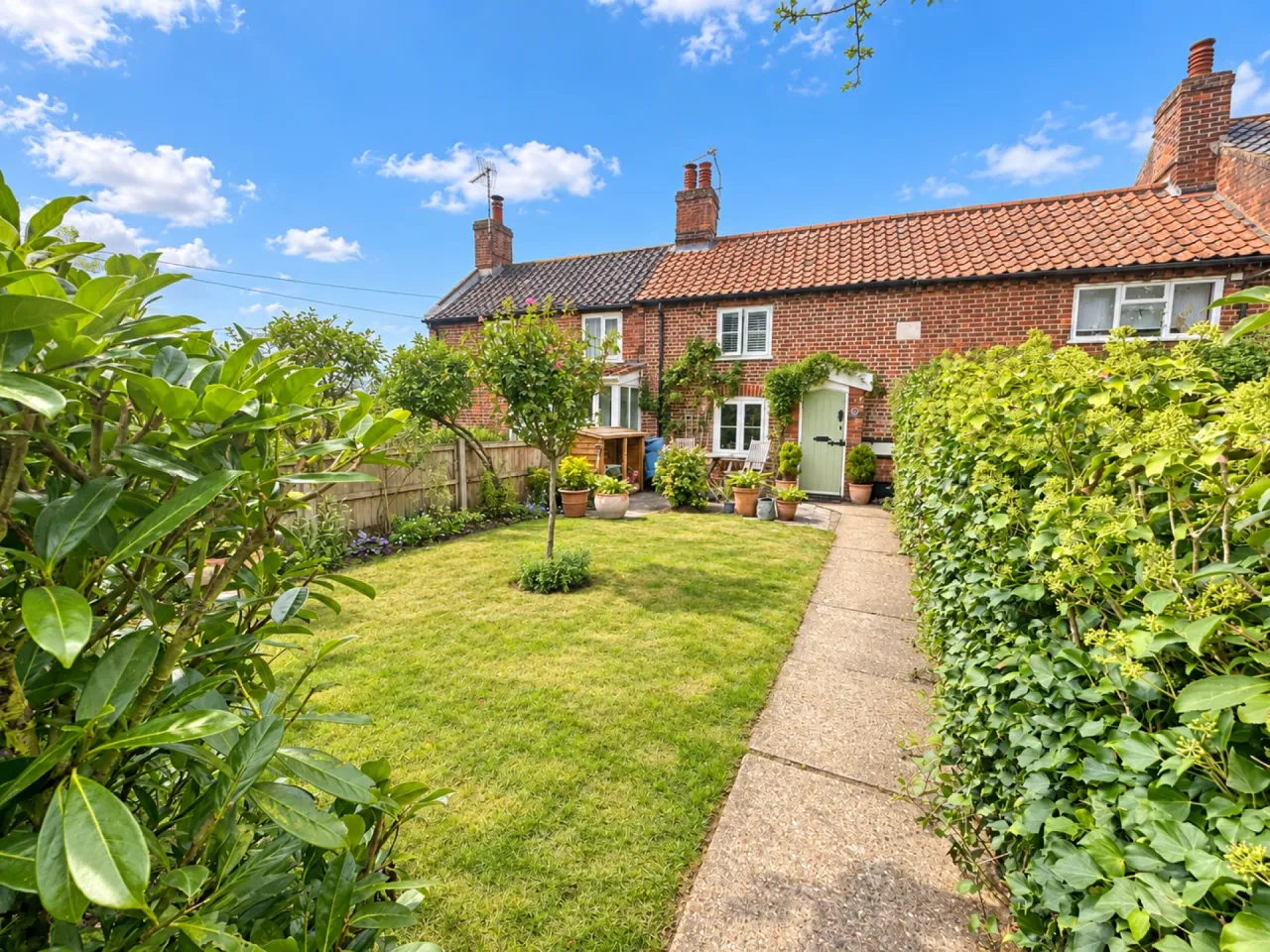 2 bed property for sale, Station Road, Geldeston