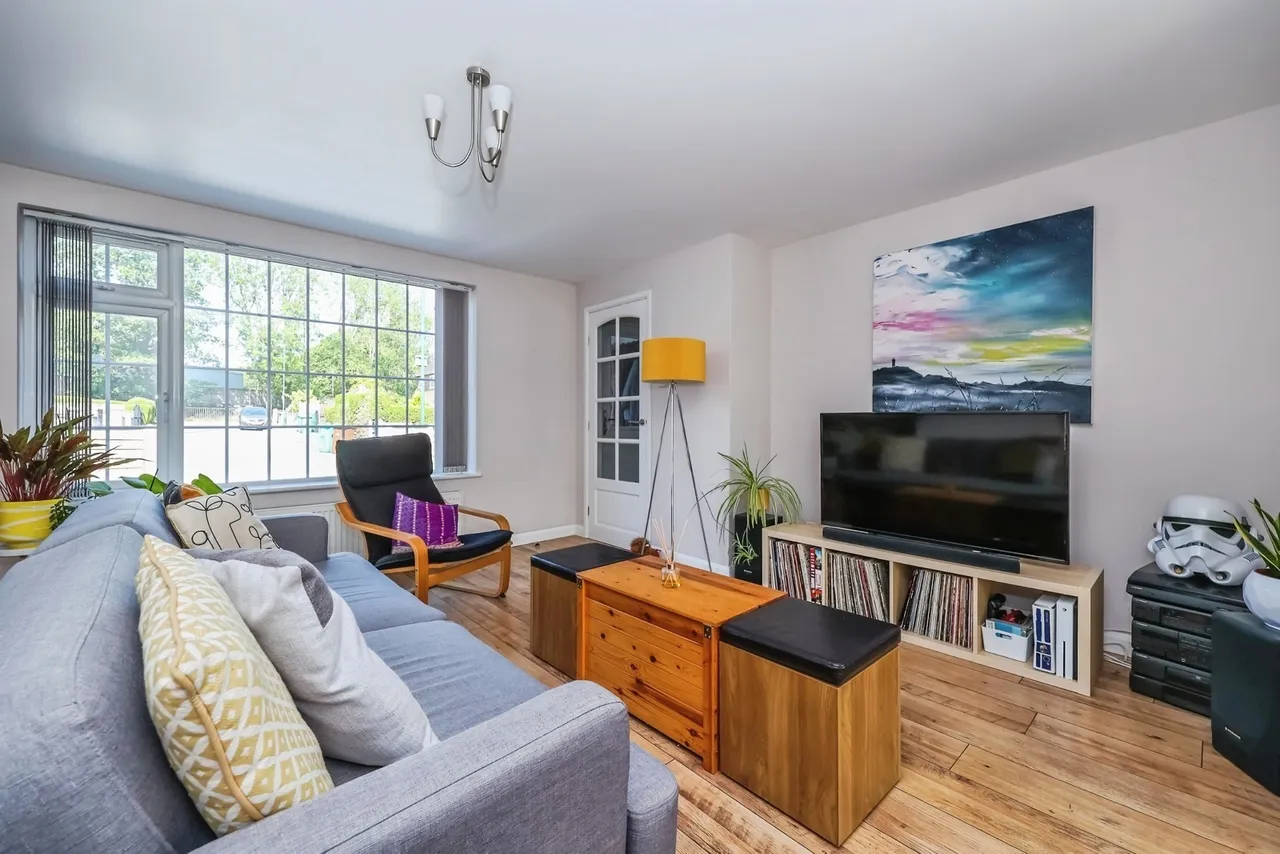 Dunsby Close, Clifton, Nottingham, NG11, photo 9