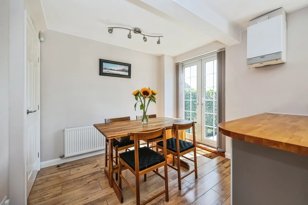 Dunsby Close, Clifton, Nottingham, NG11, photo 7
