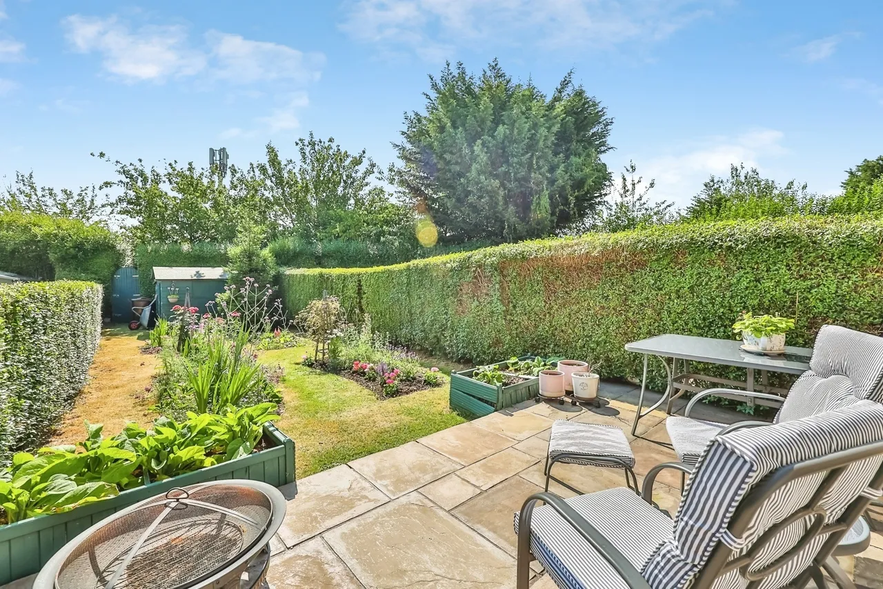 Dunsby Close, Clifton, Nottingham, NG11, photo 4