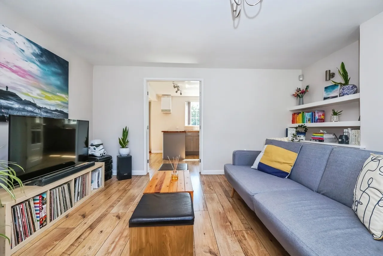Dunsby Close, Clifton, Nottingham, NG11, photo 11