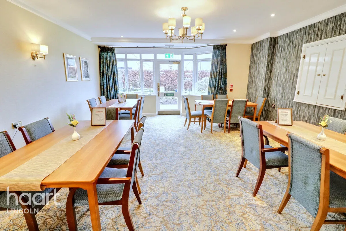 Minster Court, Bracebridge Heath, LN4, photo 14