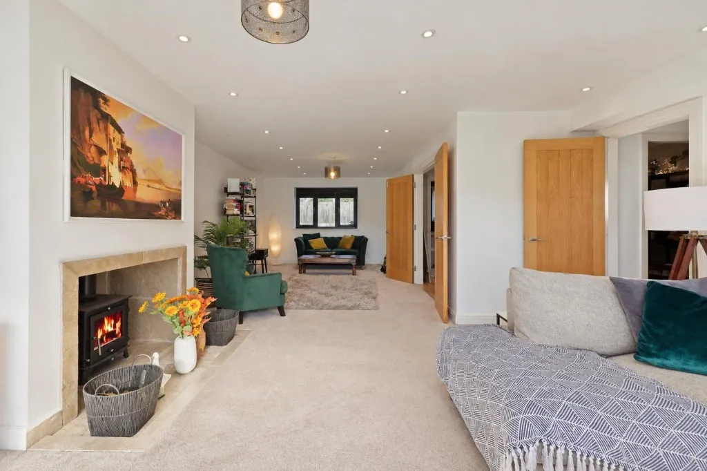 Wellhouse Court, Penistone, photo 10