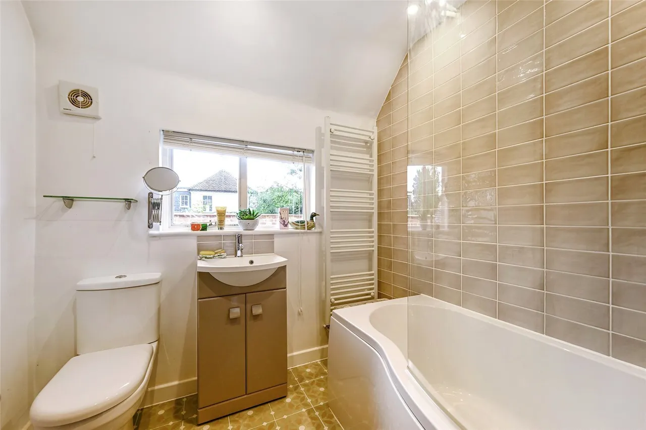 Saltham Lane, Runcton, PO20, photo 8