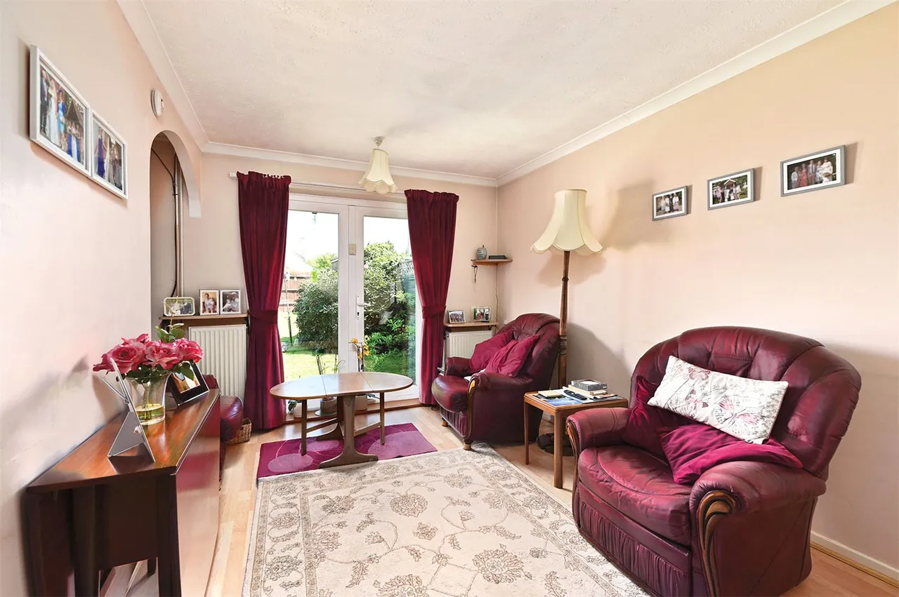 Mytchett Road, Mytchett, GU16, photo 5