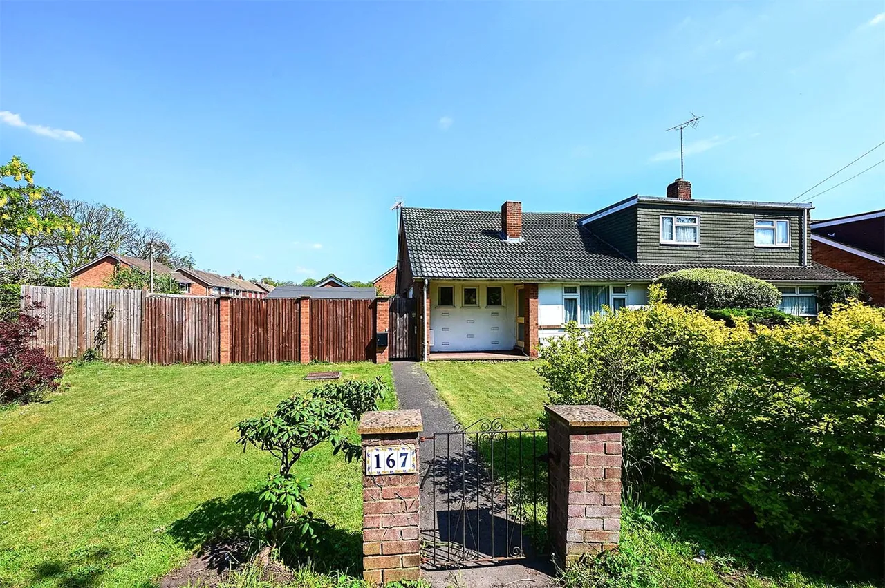 Mytchett Road, Mytchett, GU16, photo 16