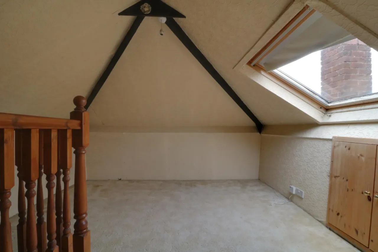 Manor Drive, Telford, photo 13