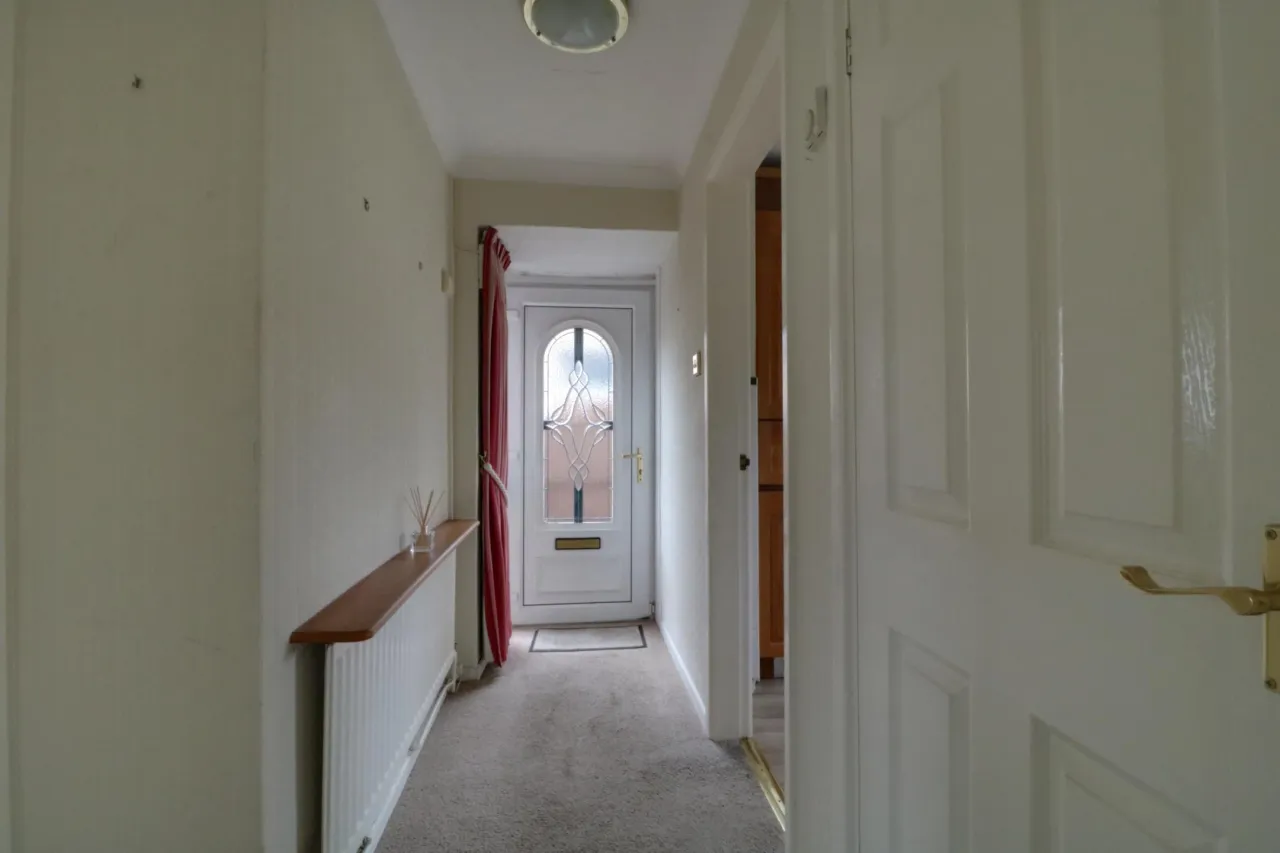 Manor Drive, Telford, photo 2