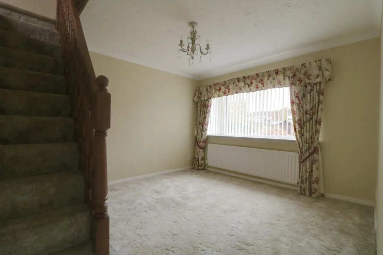 Manor Drive, Telford, photo 9