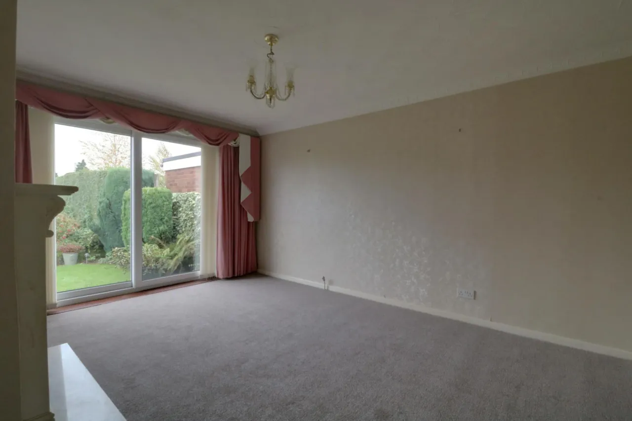 Manor Drive, Telford, photo 5