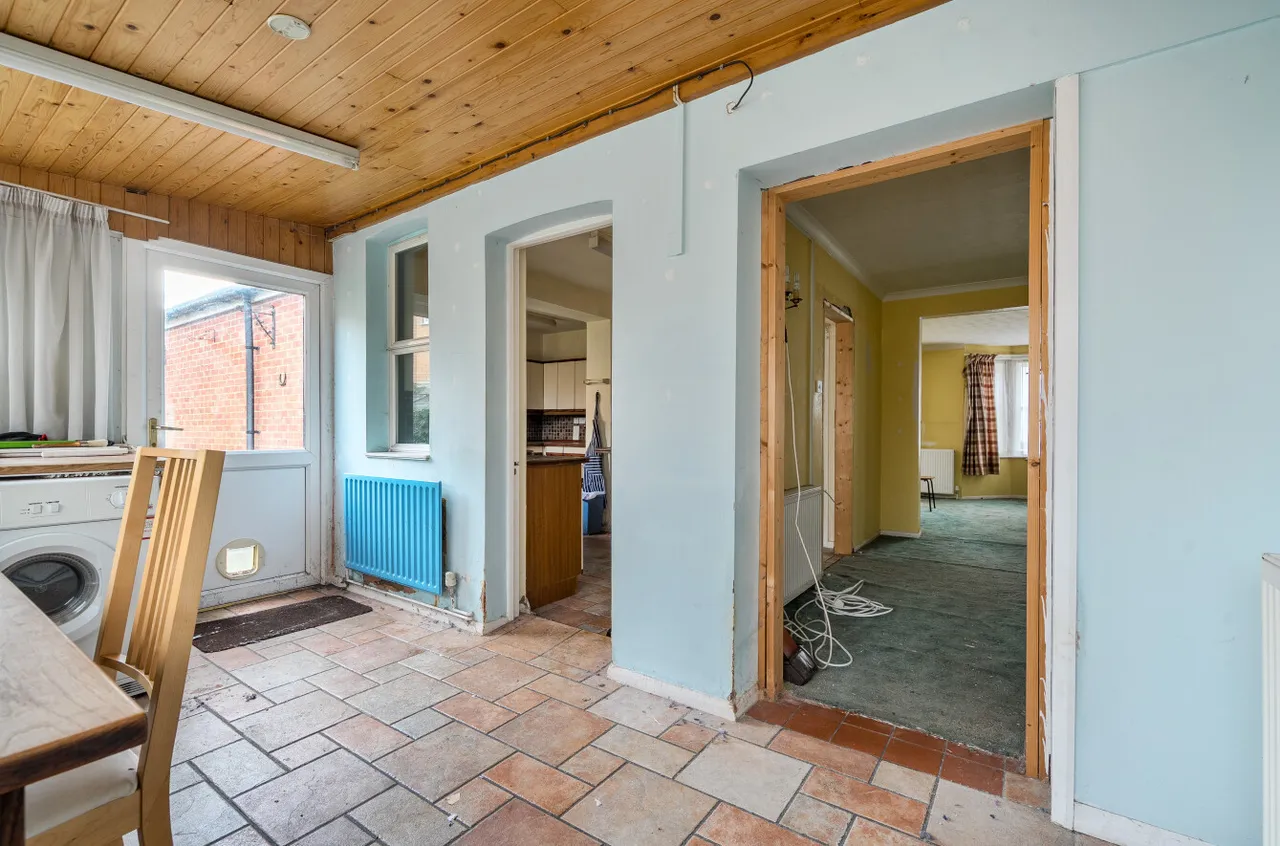 St Johns Street, Farncombe, GU7, photo 14