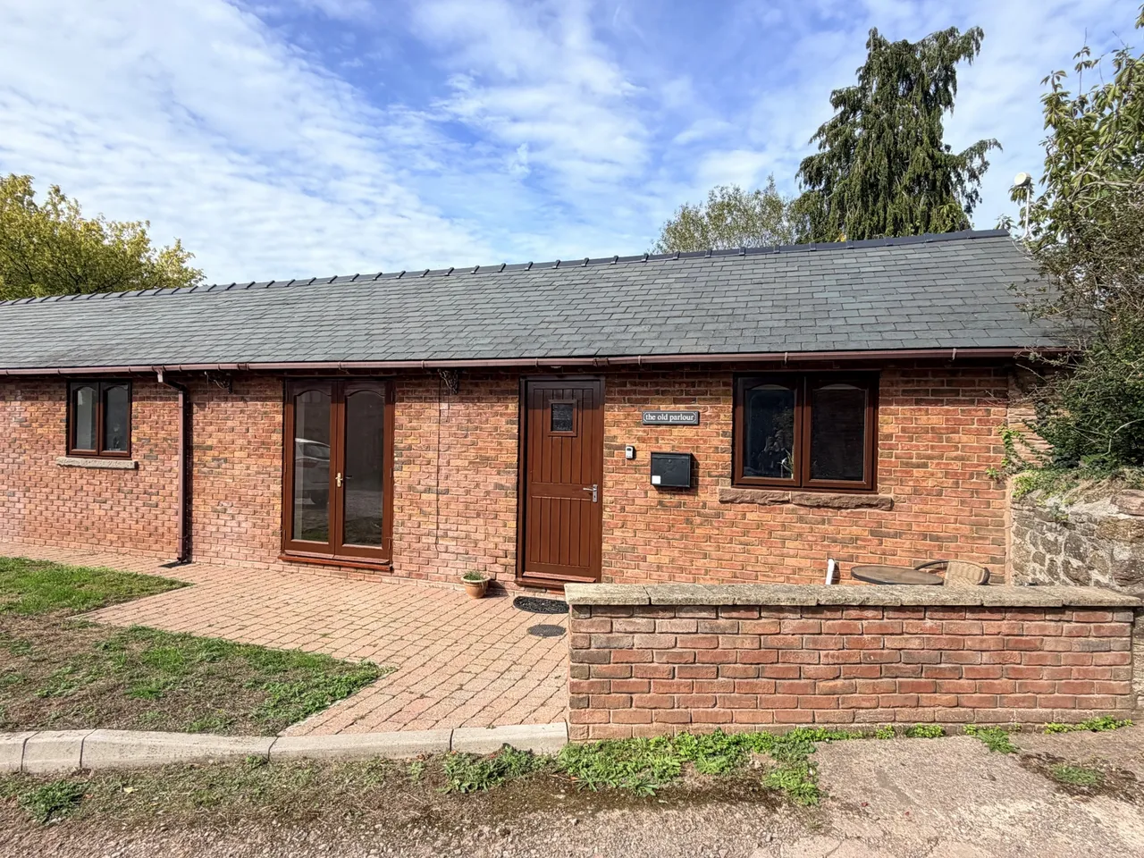 2 bed house to rent, Wonastow, Monmouth, NP25