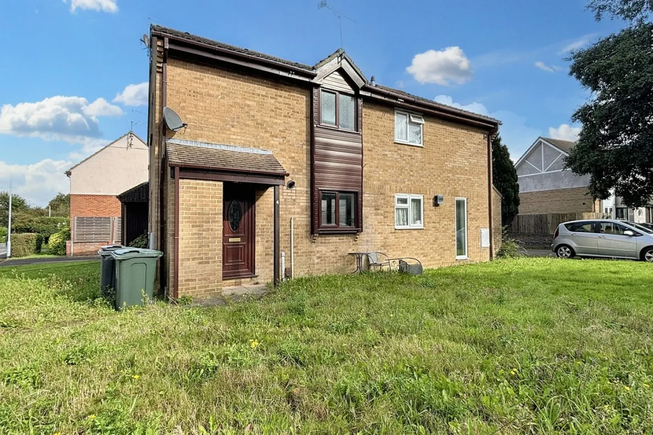 1 bed house to rent, Bishops Green, Singleton, TN23