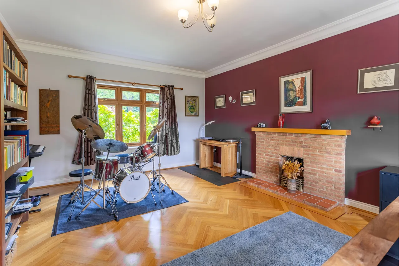 The Straits, Kingsley, GU35, photo 9